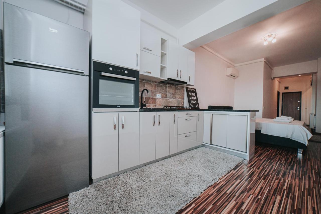 Palas Mall - Cozy Studios And Flats Ясси Екстер'єр фото