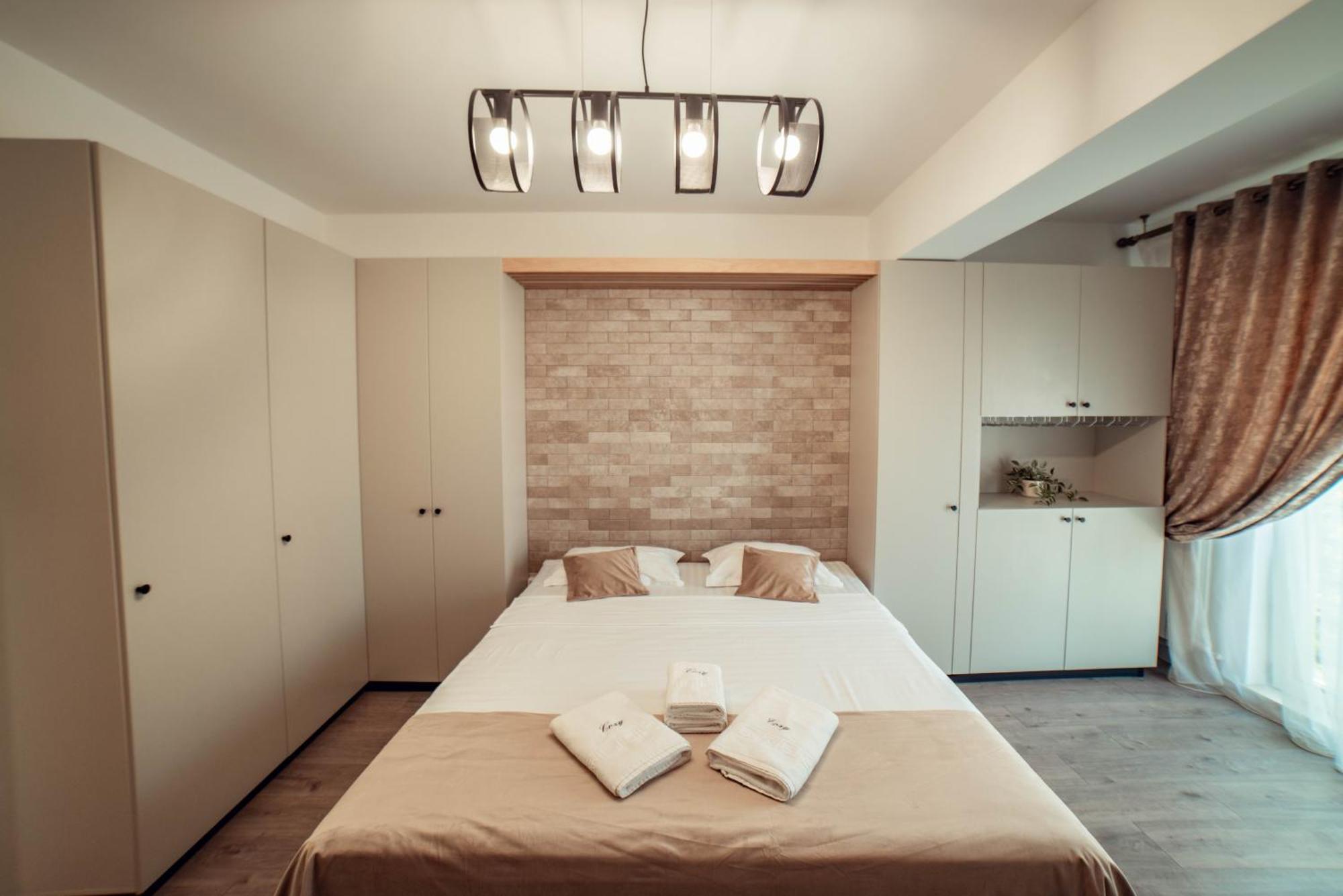 Palas Mall - Cozy Studios And Flats Ясси Екстер'єр фото