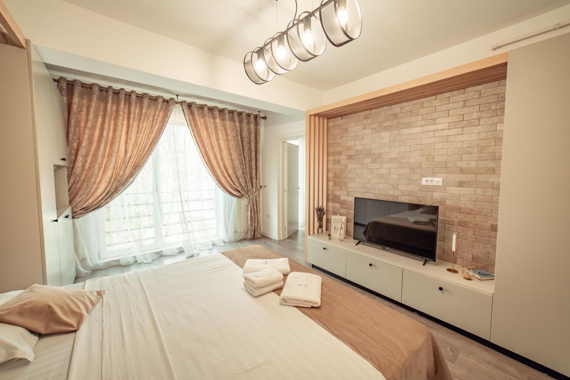 Palas Mall - Cozy Studios And Flats Ясси Екстер'єр фото